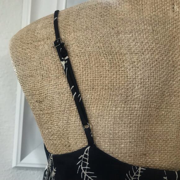 Banana Republic Trapeze Maxi Dress NWT NEW Size 2 Petite Navy Beige Beach Boho - Picture 11 of 14